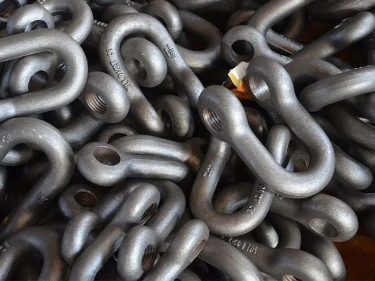 Dee Shackles Manufacturer