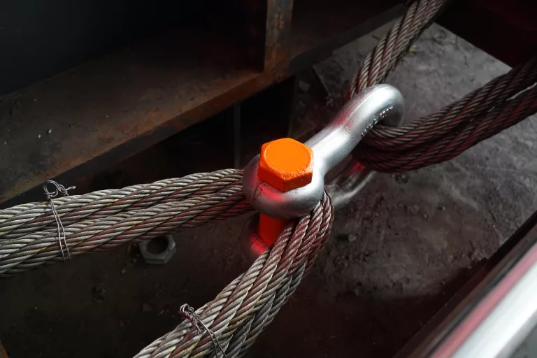 Ulimate Load Of Shackles