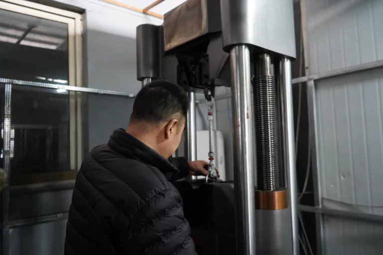 Tensile Test Of Turnbuckle.