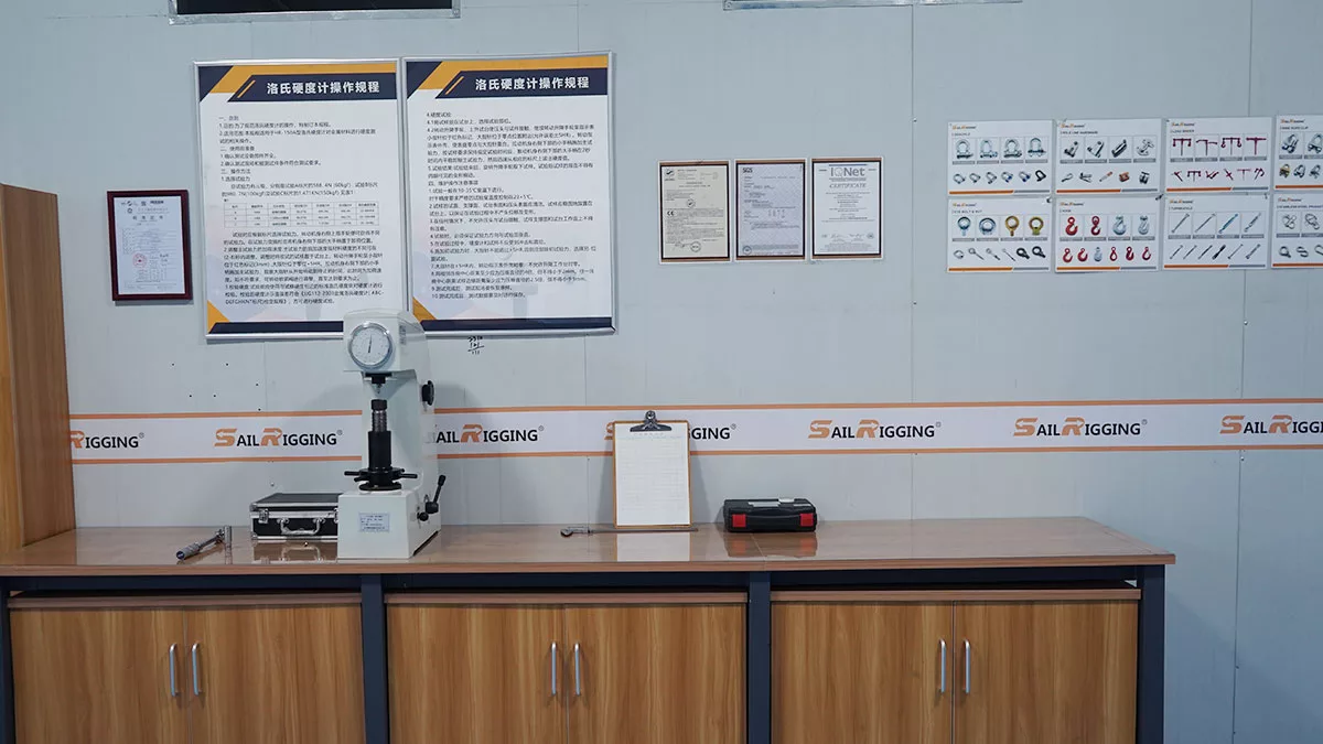 Rockwell Hardness Tester